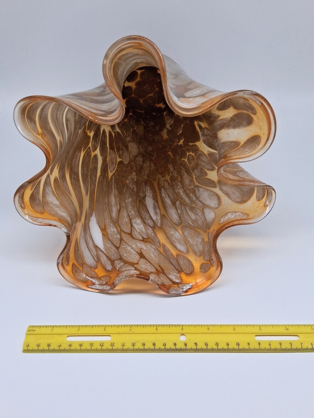 New Home Goods Assymetrical Artistic Decorative 13.5 in. H Glass Vase - Picture 8 of 9